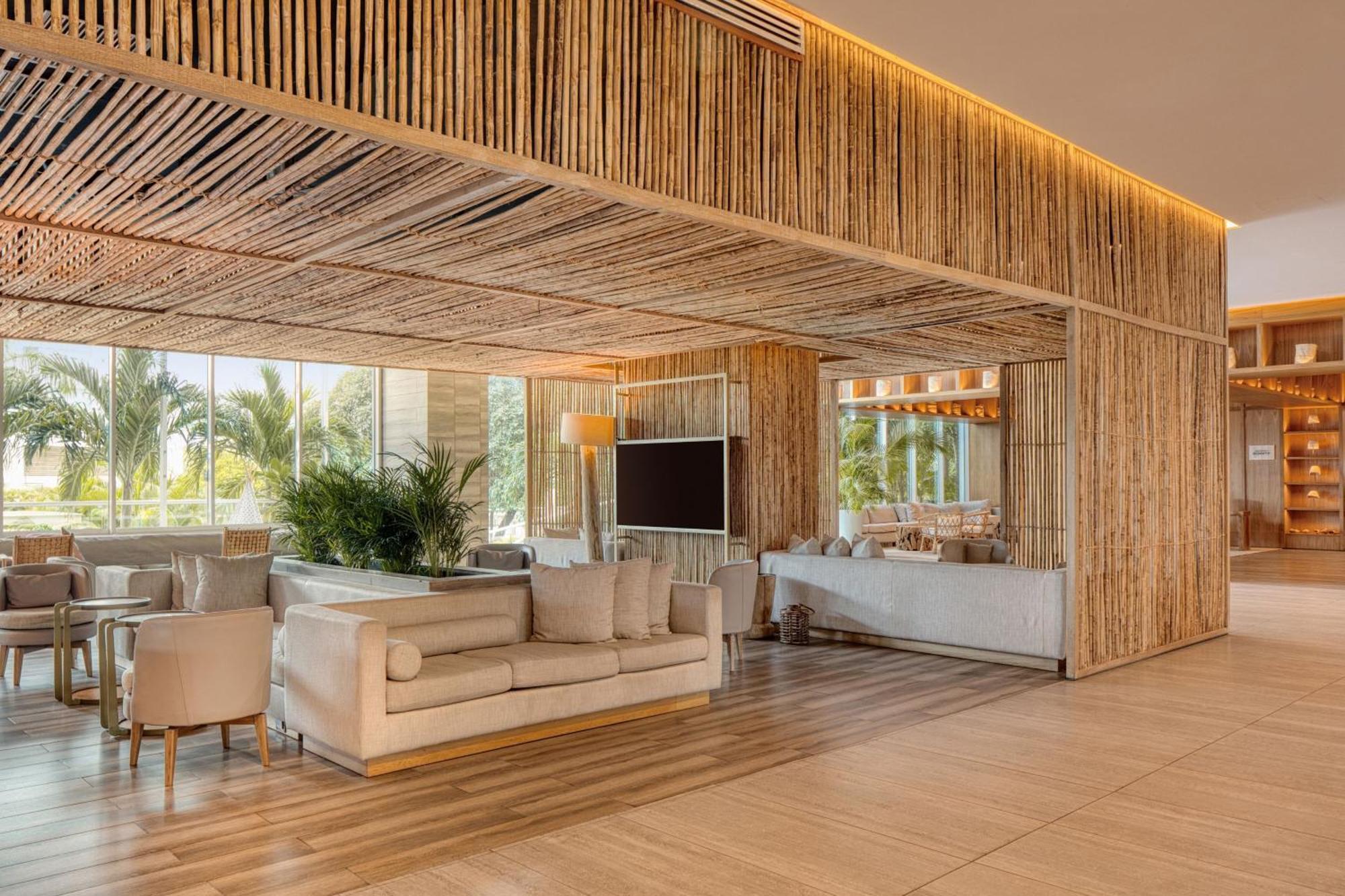 Marriott Playa Dormida 5*