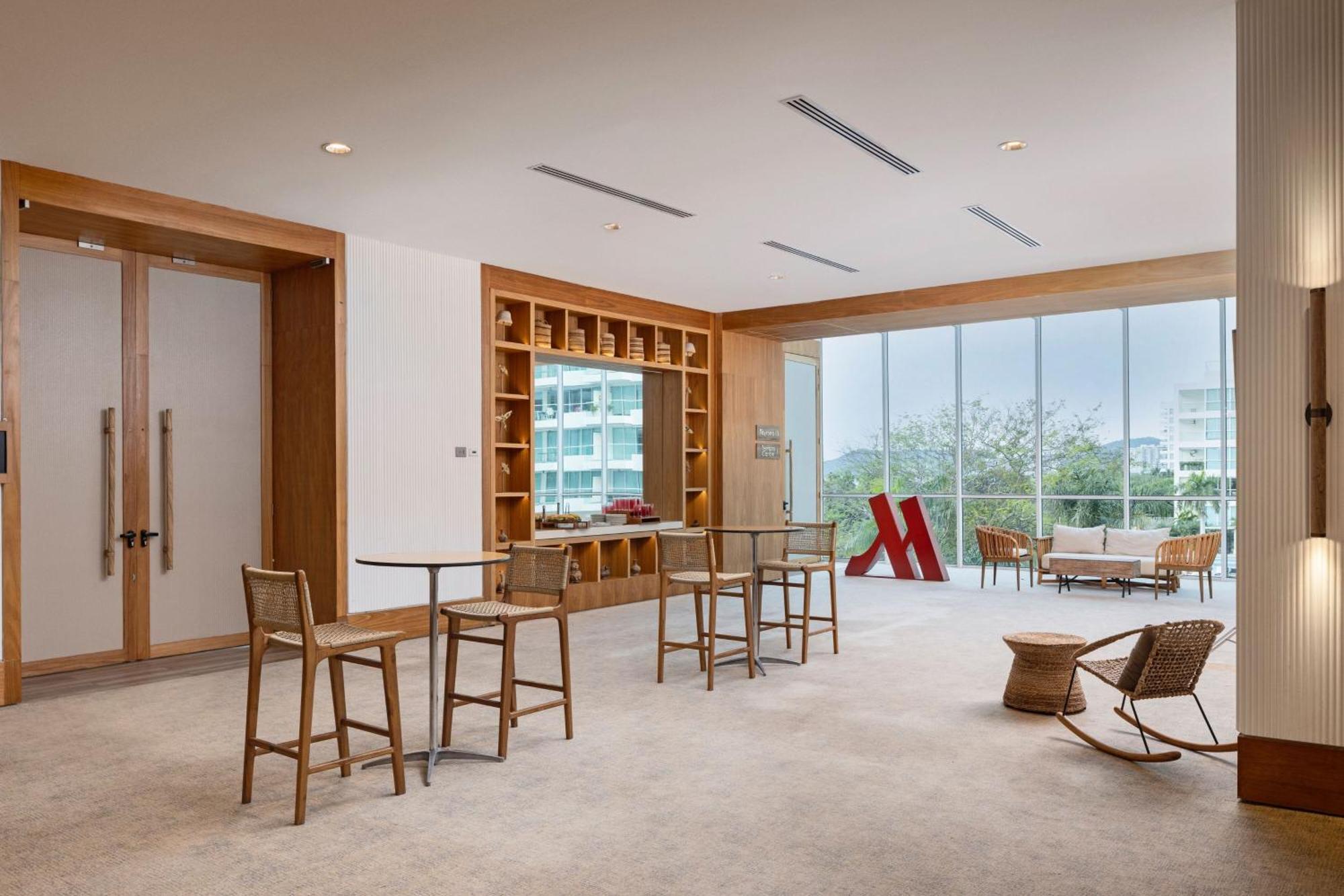 Marriott Playa Dormida 5*